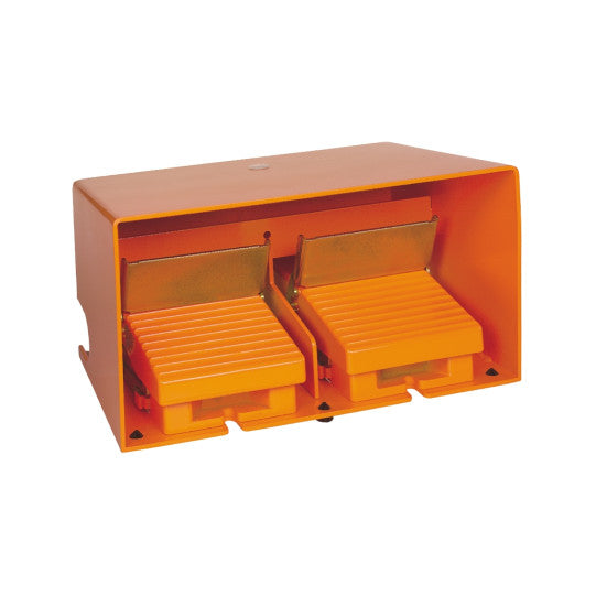 Schneider Electric SCHNEIDER Télémécanique - double foot switch - IP66 - with cover - metallic - orange - 4 NC + 4 NO - XPER5110D