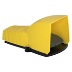 Schneider Electric SCHNEIDER Télémécanique - Preventa XPE, Single foot switch, plastic, yellow, with cover, 1 NO + 1 NC - XPEY310